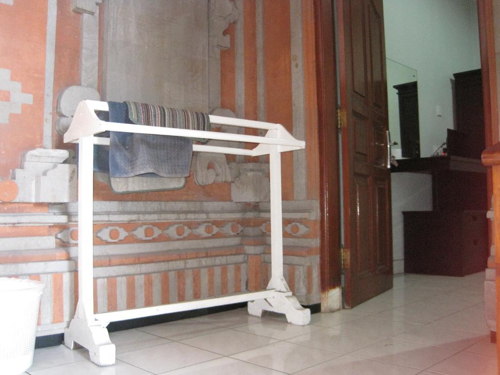 Taman Mekar Beach Inn Kuta  Ngoại thất bức ảnh