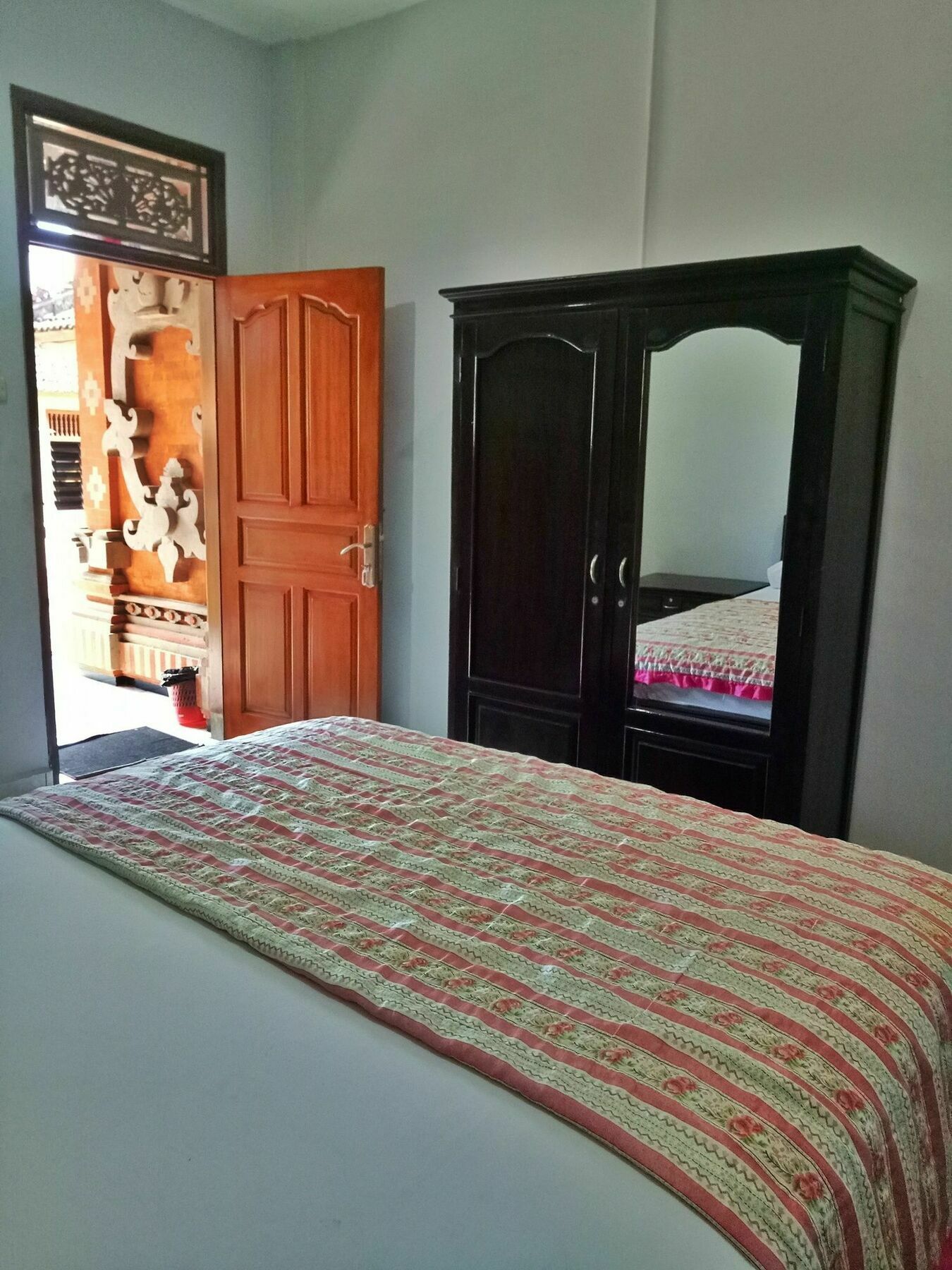 Taman Mekar Beach Inn Kuta  Ngoại thất bức ảnh